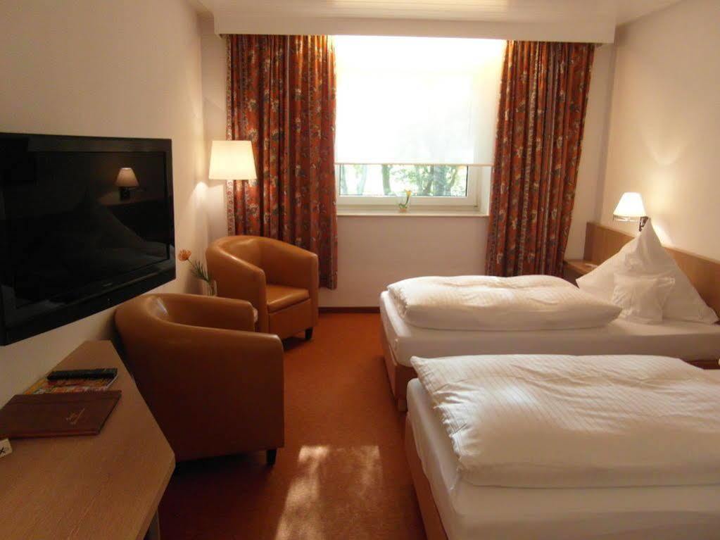 Hotel am Springhorstsee Großburgwedel Buitenkant foto